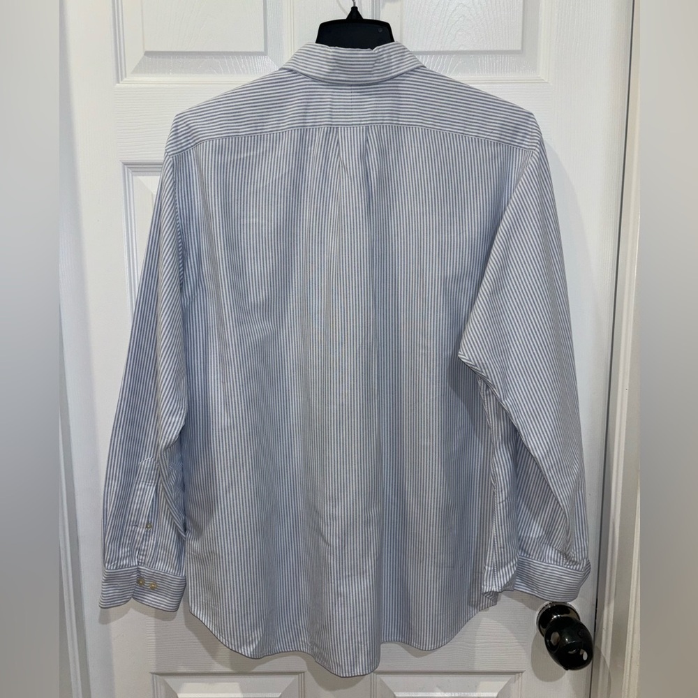 Vintage Ralph Lauren Blue/white Stripe Button Down​​​​​ - Picture 2 of 6